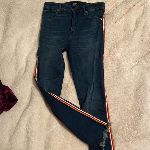 Jeans - Picture 1 of 4